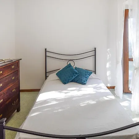 Gorgeous Apartment In Portaria With Wifi Exterior photo