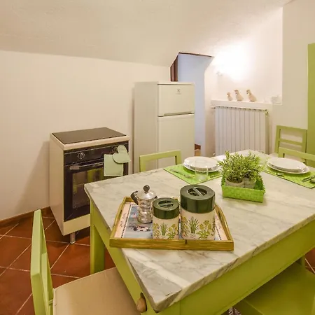 Gorgeous Apartment In Portaria With Wifi Exterior photo